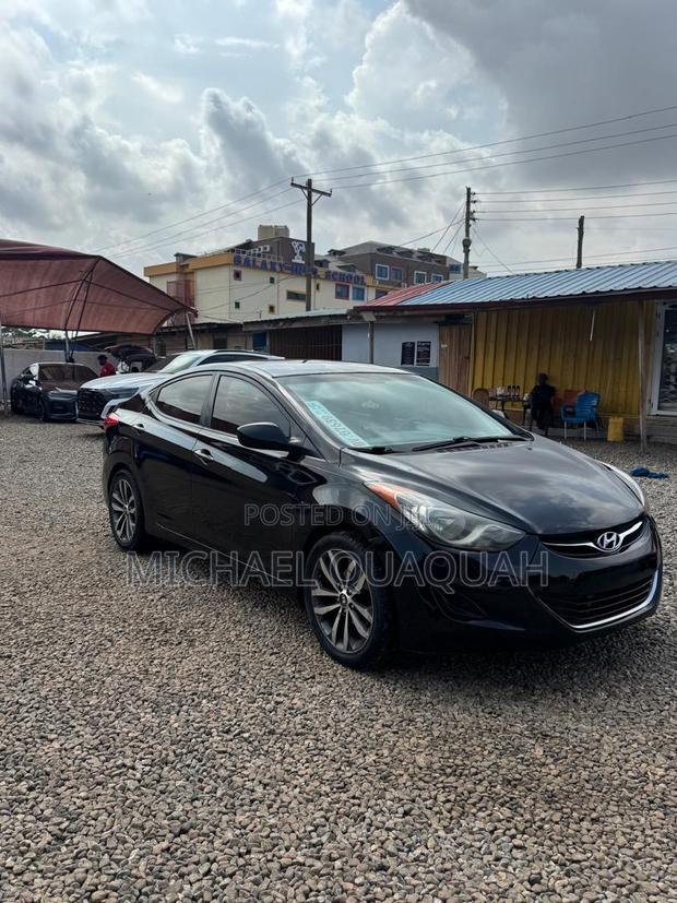 Hyundai Elantra 2012 Black
