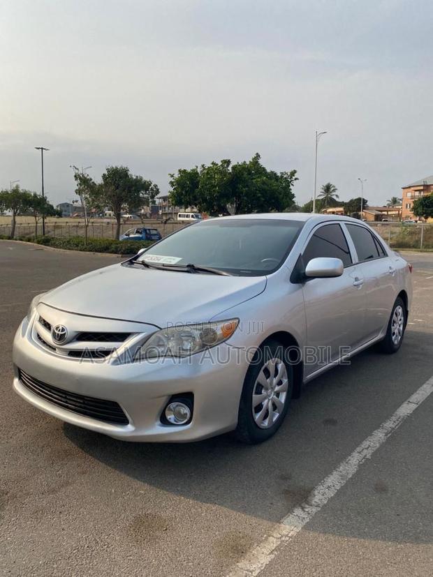 Toyota Corolla 2013 Silver
