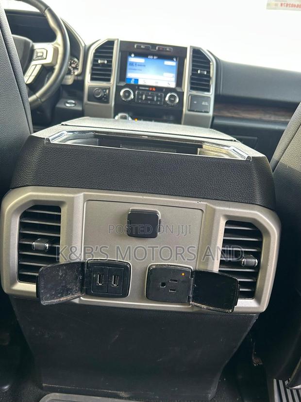 Ford F-150 Lariat 4x4 SuperCab Styleside 6.5 ft. box 145 in. WB 2019 Blue
