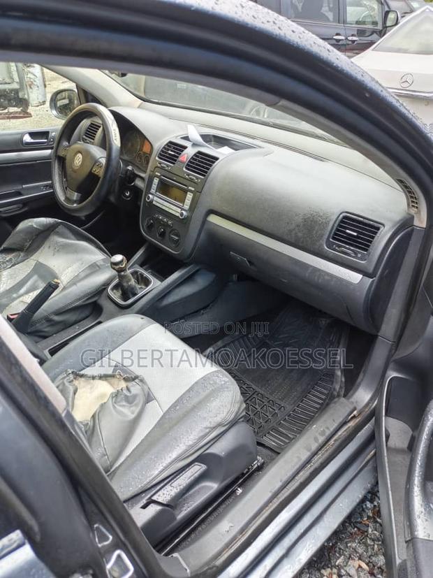 Volkswagen Golf 2012 Gray