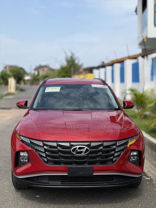 Hyundai Tucson SE 2022 Red
