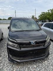 Toyota Voxy SV Premium 2014 Black for sale