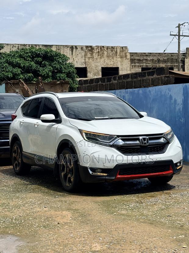 Honda CR-V Touring AWD 2019 White