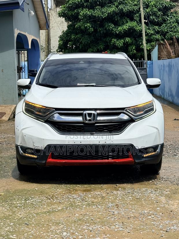Honda CR-V Touring AWD 2019 White
