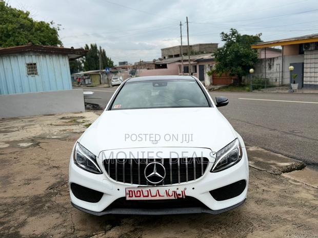 Mercedes-Benz C300 Sport 4Matic Sedan AWD (2.0L 4cyl 7A) 2017 White