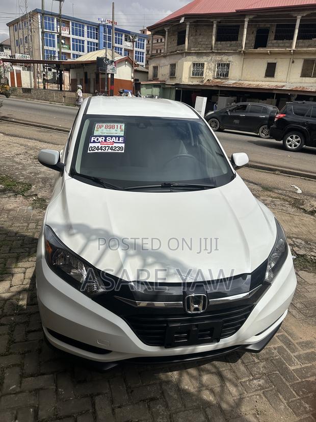 Honda HR-V LX FWD 2018 White