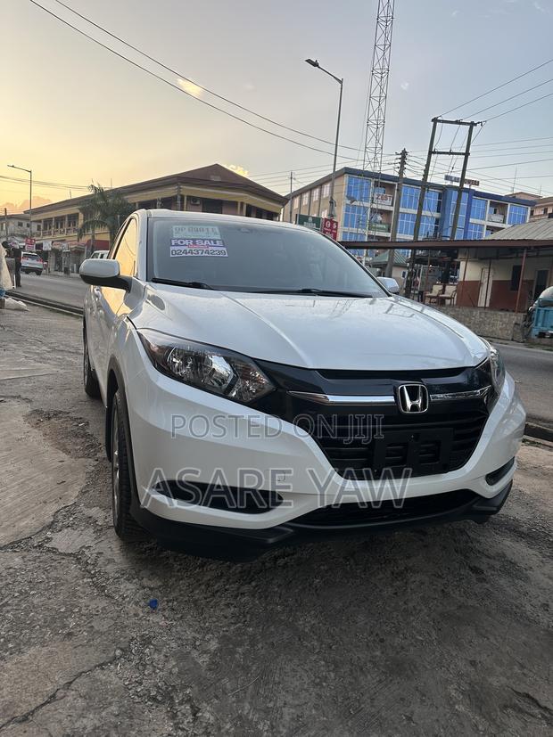 Honda HR-V LX FWD 2018 White