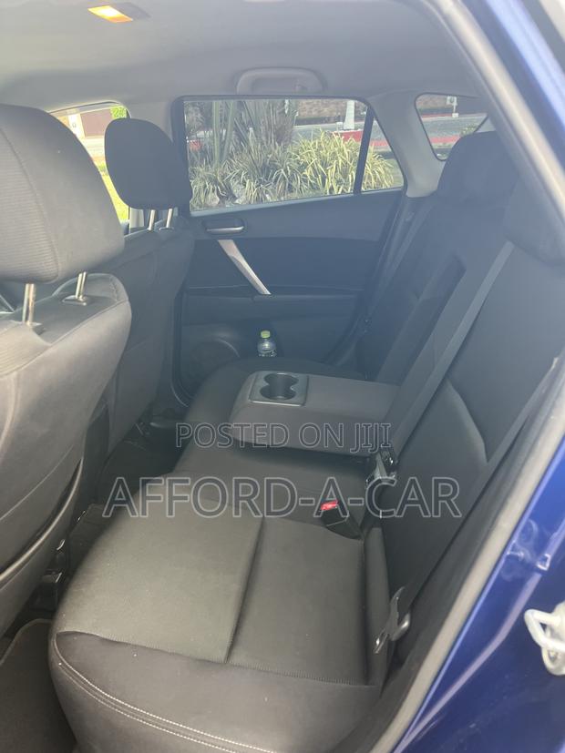 Mazda Axela 2011 Blue