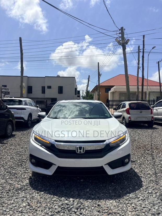 Honda Civic Touring 4dr Sedan (1.5L 4cyl) 2016 White