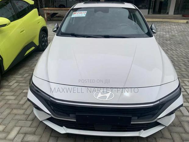 New Hyundai Elantra 2024 White