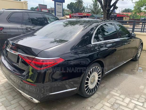 Mercedes-Benz S-Class 2022 Black