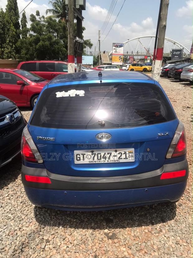 Kia Pride 2014 Blue