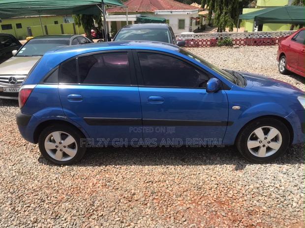 Kia Pride 2014 Blue