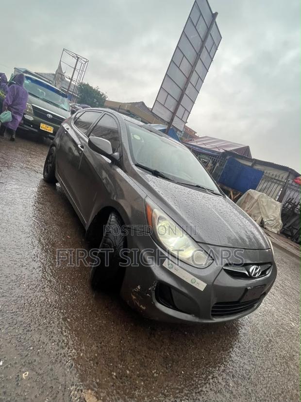 Hyundai Accent GLS 2012 Gray