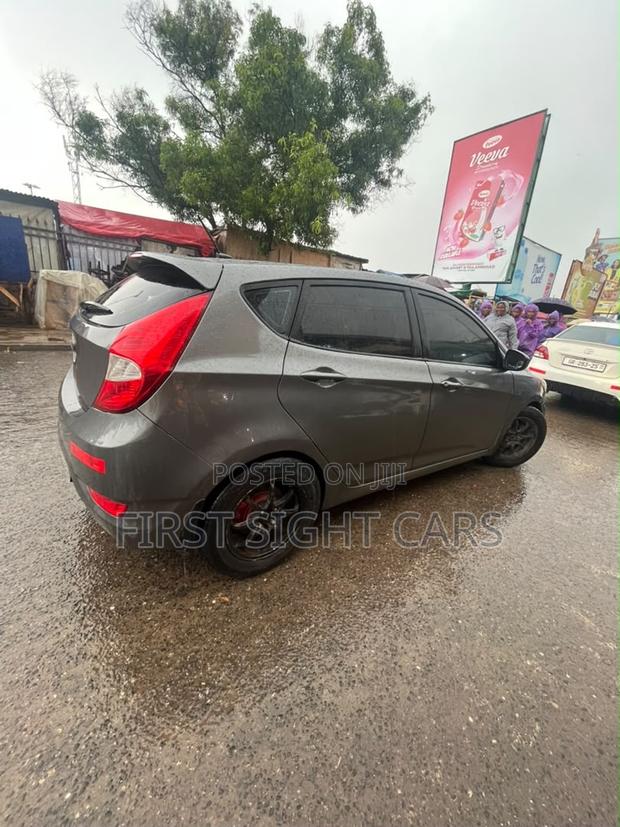 Hyundai Accent GLS 2012 Gray