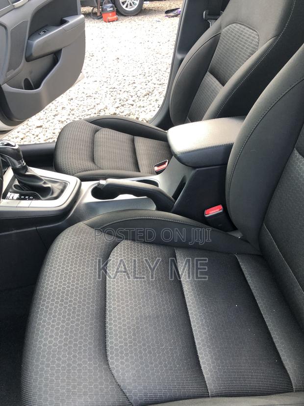 Hyundai Elantra 2017 Silver