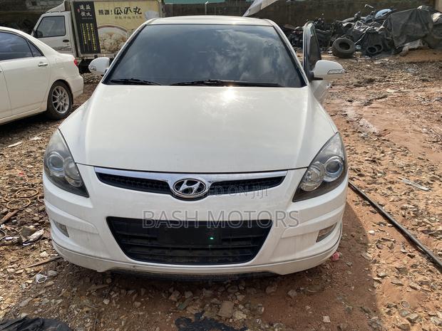 Hyundai i30 2011 White
