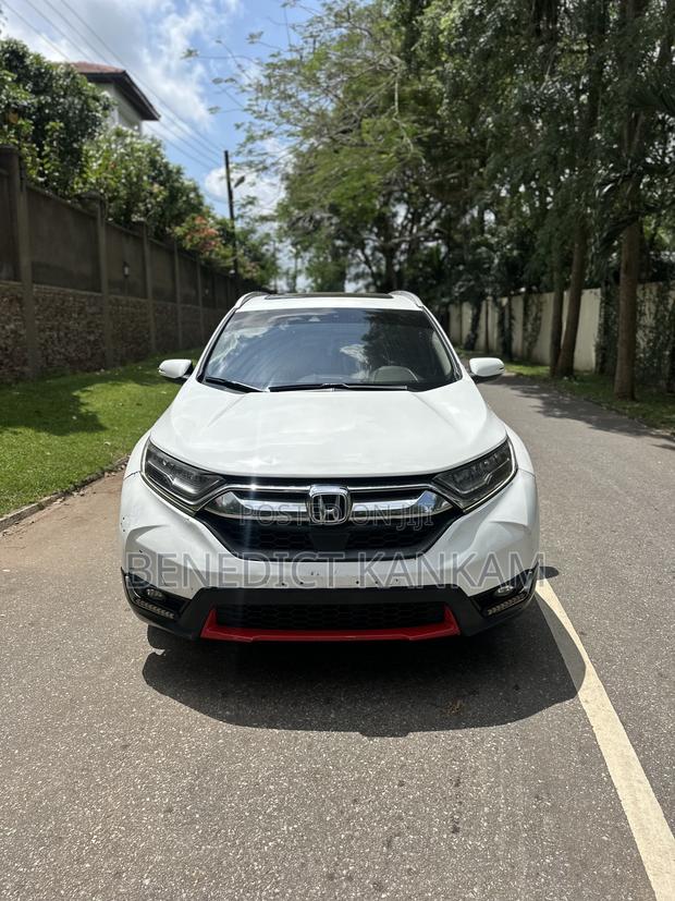 Honda CR-V Touring AWD 2019 White