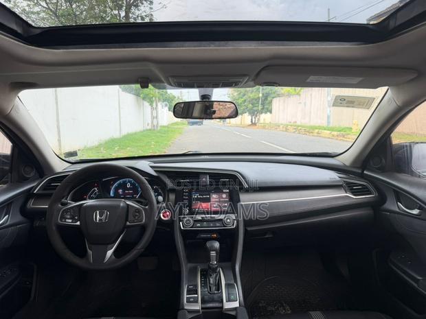 Honda Civic Touring Sedan 2018 Gray
