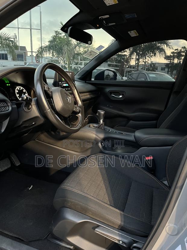 Honda HR-V EX-L 2WD CVT w/o BSI 2025 Gray