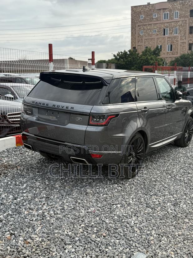 Land Rover Range Rover Sport SVR 4x4 2020 Gray