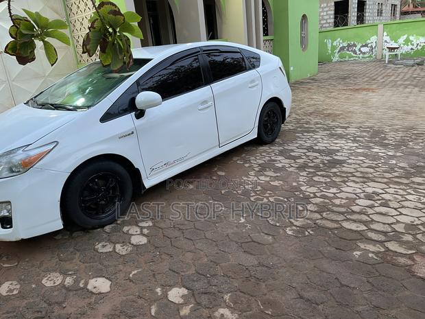 Toyota Prius III 2010 White