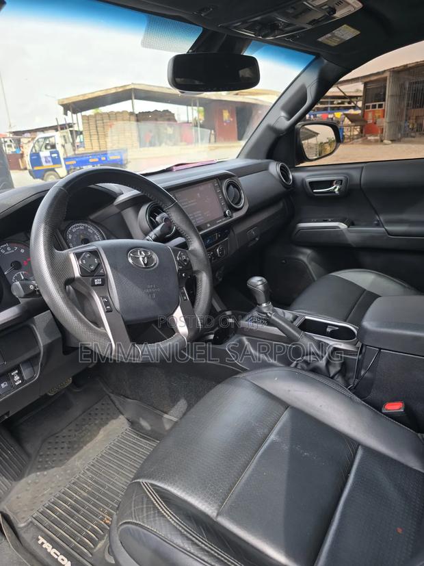 Toyota Tacoma 2023 Black