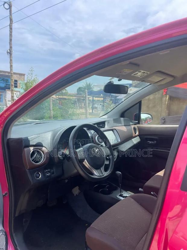 Toyota Vitz 1.0 FWD 5dr 2013