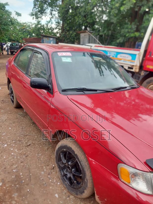 Toyota Corolla 1998 Red
