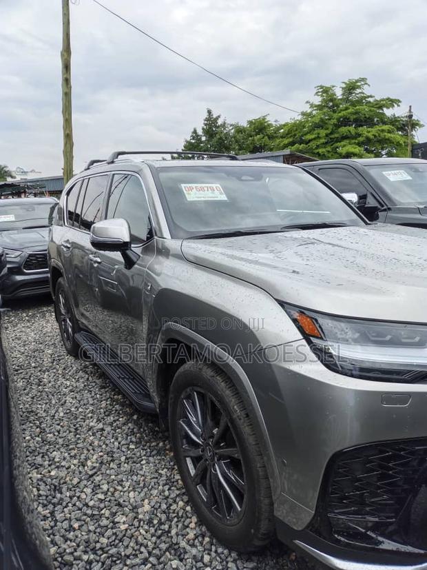 Lexus LX 700h 2025 Gray