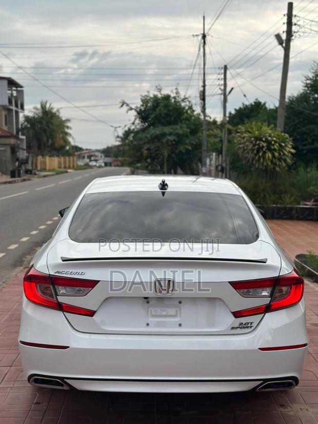 Honda Accord Sport 2.0T 2022 White
