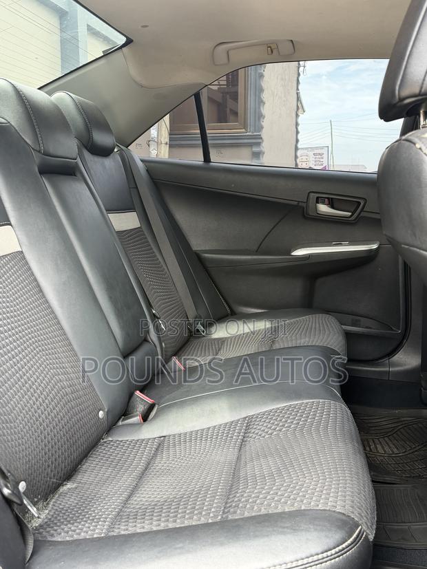 Toyota Camry SE 4dr Sedan (2.5L 4cyl 6A) 2014 Black