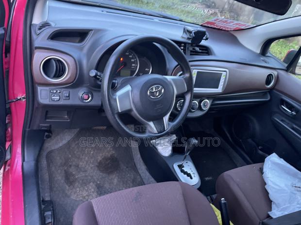 Toyota Vitz 1.0 FWD 3dr 2013 Pink