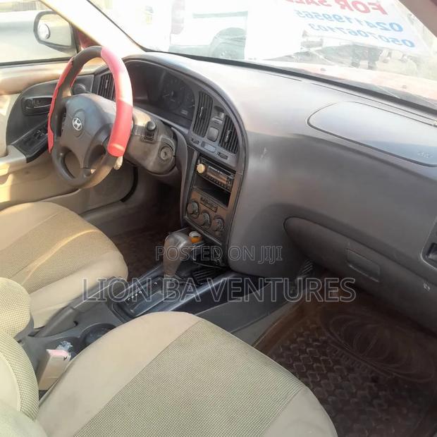 Hyundai Elantra 2004 Red