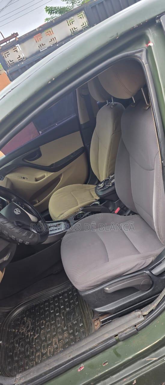 Hyundai Elantra 2012 Green