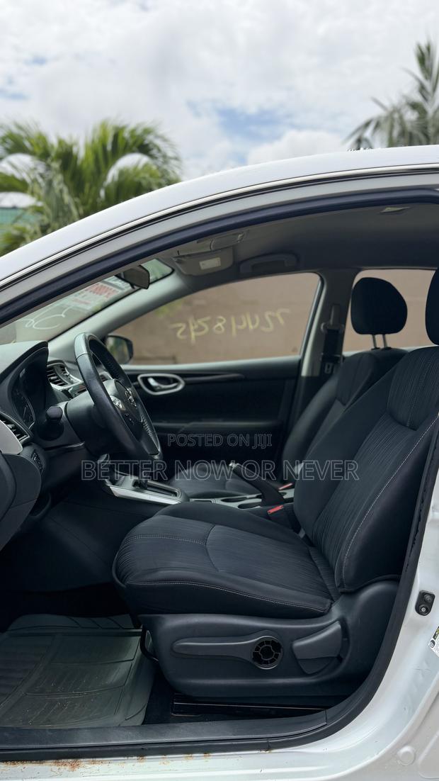 Nissan Sentra SV 2016 Silver