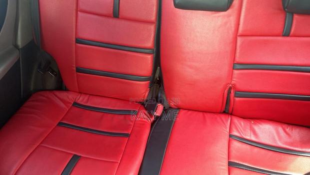 Toyota Yaris Base Hatchback 5dr 2010 White