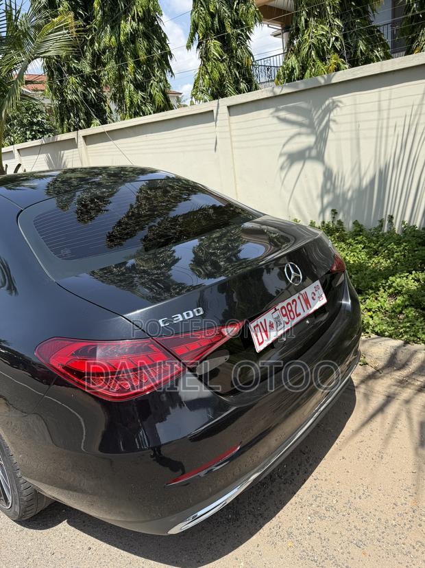 Mercedes-Benz C300 2022