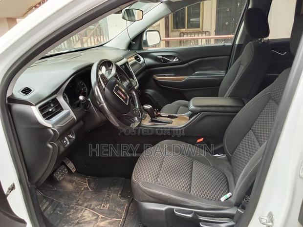 GMC Acadia SL FWD 2018 White