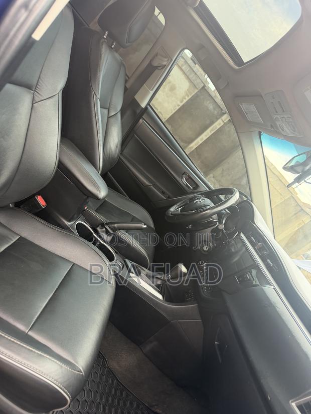 Toyota Corolla S 4dr Sedan (1.8L 4cyl CVT) 2014 Blue