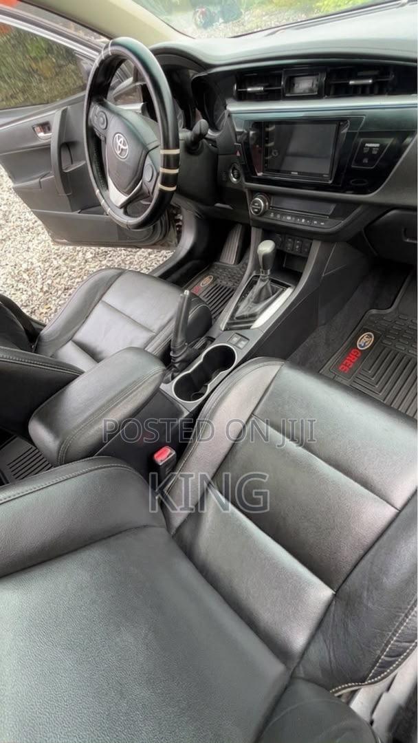 Toyota Corolla S 4dr Sedan (1.8L 4cyl CVT) 2014 Gray