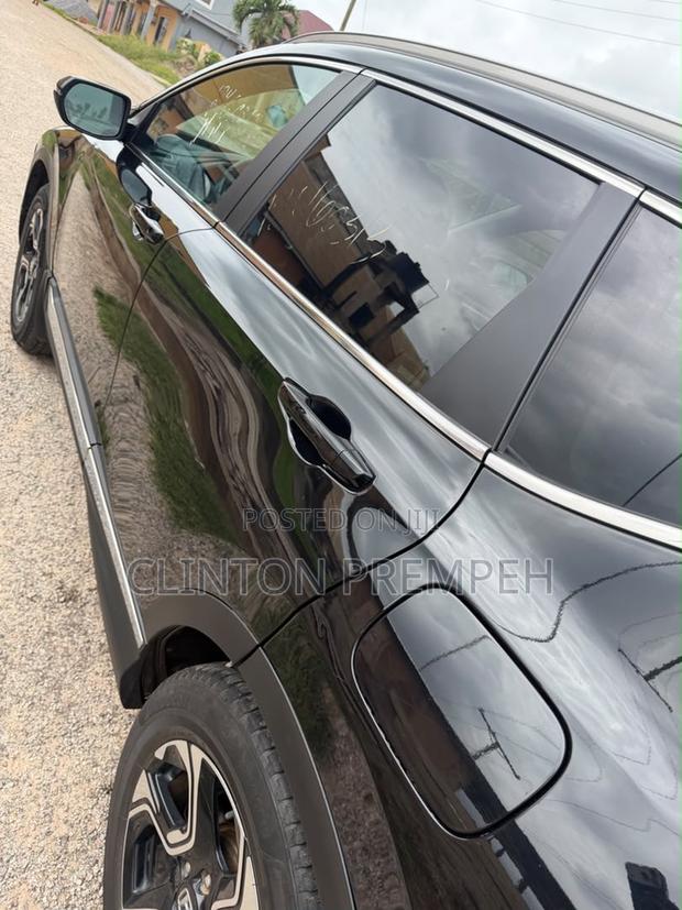 Honda CR-V Touring 4dr SUV AWD (1.5L 4cyl CVT) 2017 Black