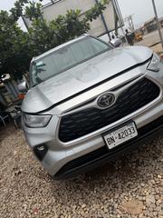 Toyota Highlander XLE 2022 Silver for sale