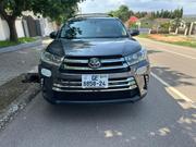 Toyota Highlander XLE 4x4 V6 (3.5L 6cyl 8A) 2018 Gray for sale