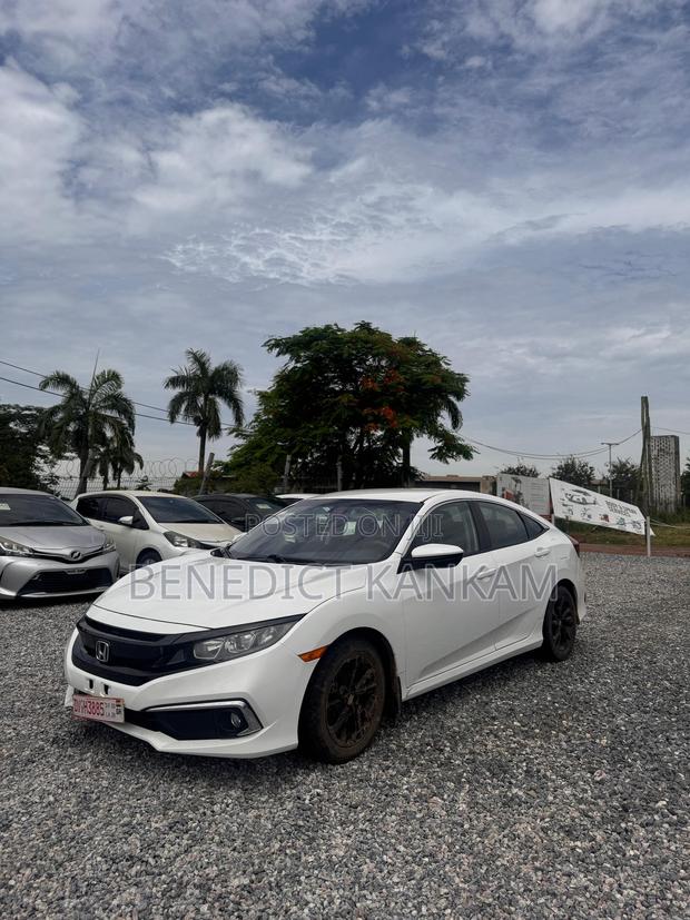 Honda Civic LX 4dr Sedan (2.0L 4cyl) 2016 White