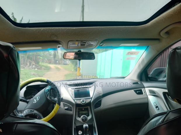 Hyundai Elantra Limited Sedan FWD (1.8L 4cyl 6A) 2013 Silver