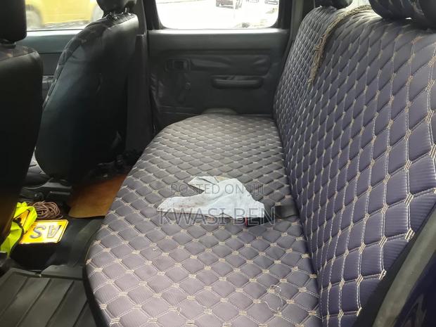 Nissan Hardbody 2011 Black