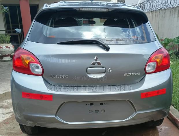 Mitsubishi Mirage 2015 Silver