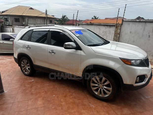 Kia Sorento 2.5 CRDi 4x4 Automatic 2010 White