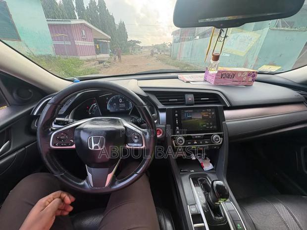 Honda Civic 2017 Silver